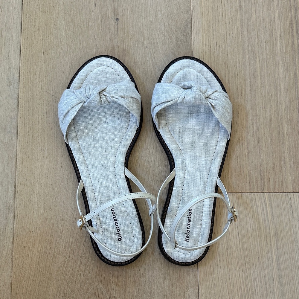 Reformation Cassidy Flat Knotted Sandal